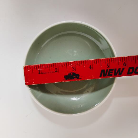 💚 Set of 2 Vintage Sage Green Bowls (8.5" & 5.5") | MCM USA Mismatched🥄 - Picture 8 of 14